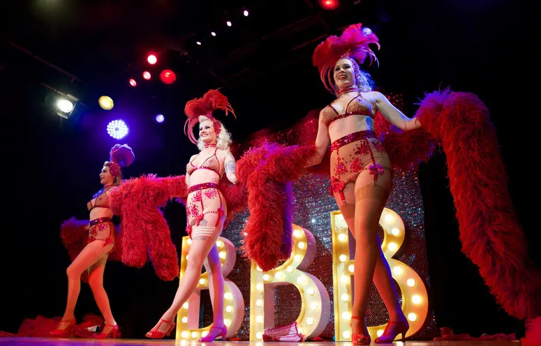 Blonde Bombshell Burlesque München