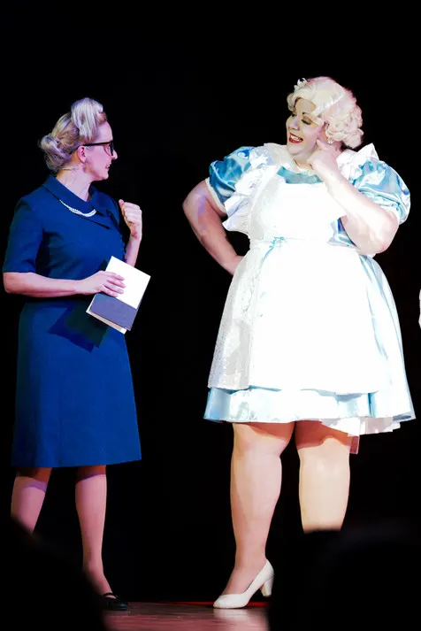 Blonde Bombshell Burlesque München